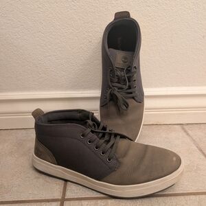 Timberland Men's Gray and Brown Chukka Boots